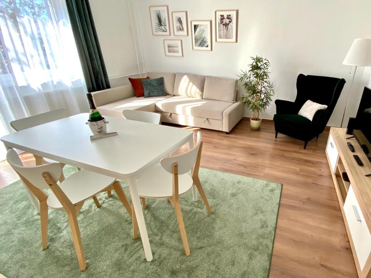 Esther Apartman 타타반야 외부 사진